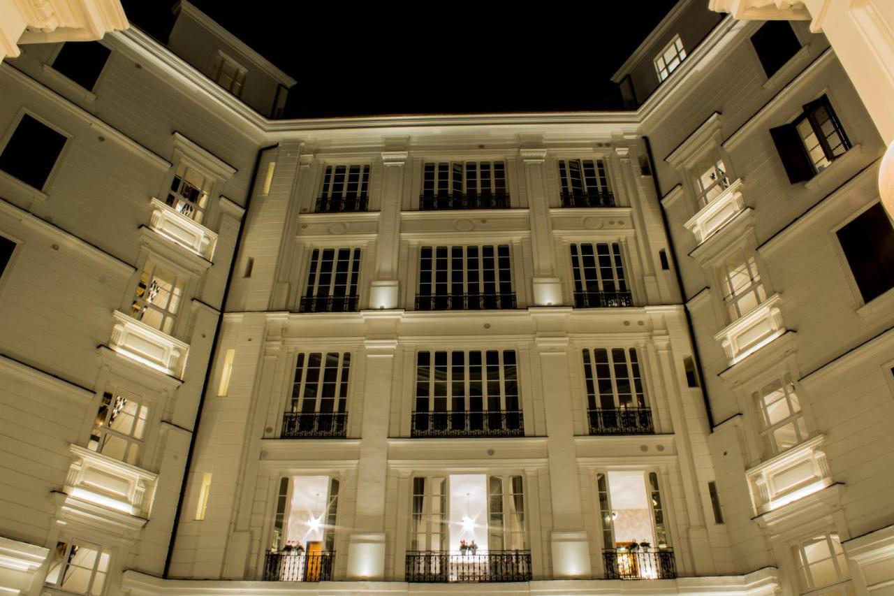 Napoli Mariana Luxury Apartment Exterior photo