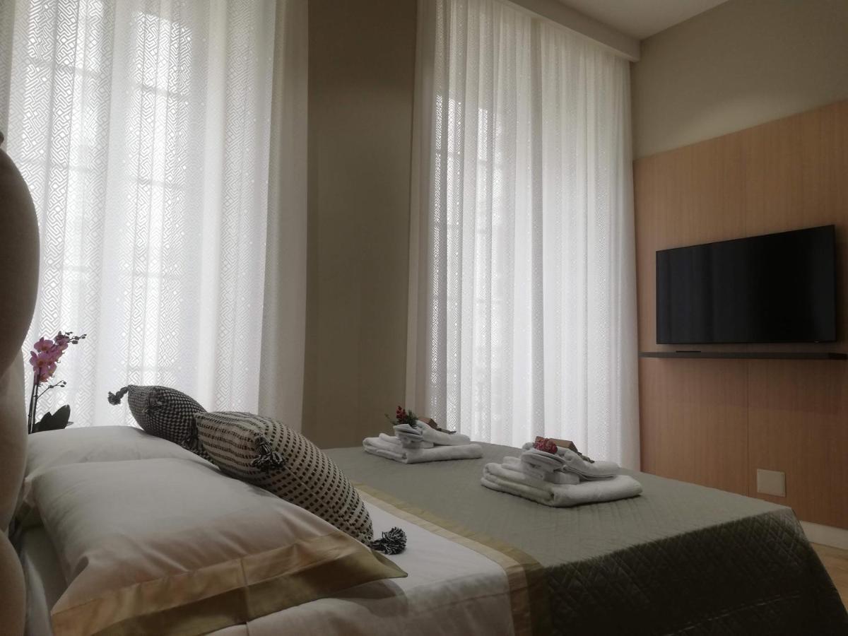 Napoli Mariana Luxury Apartment Exterior photo