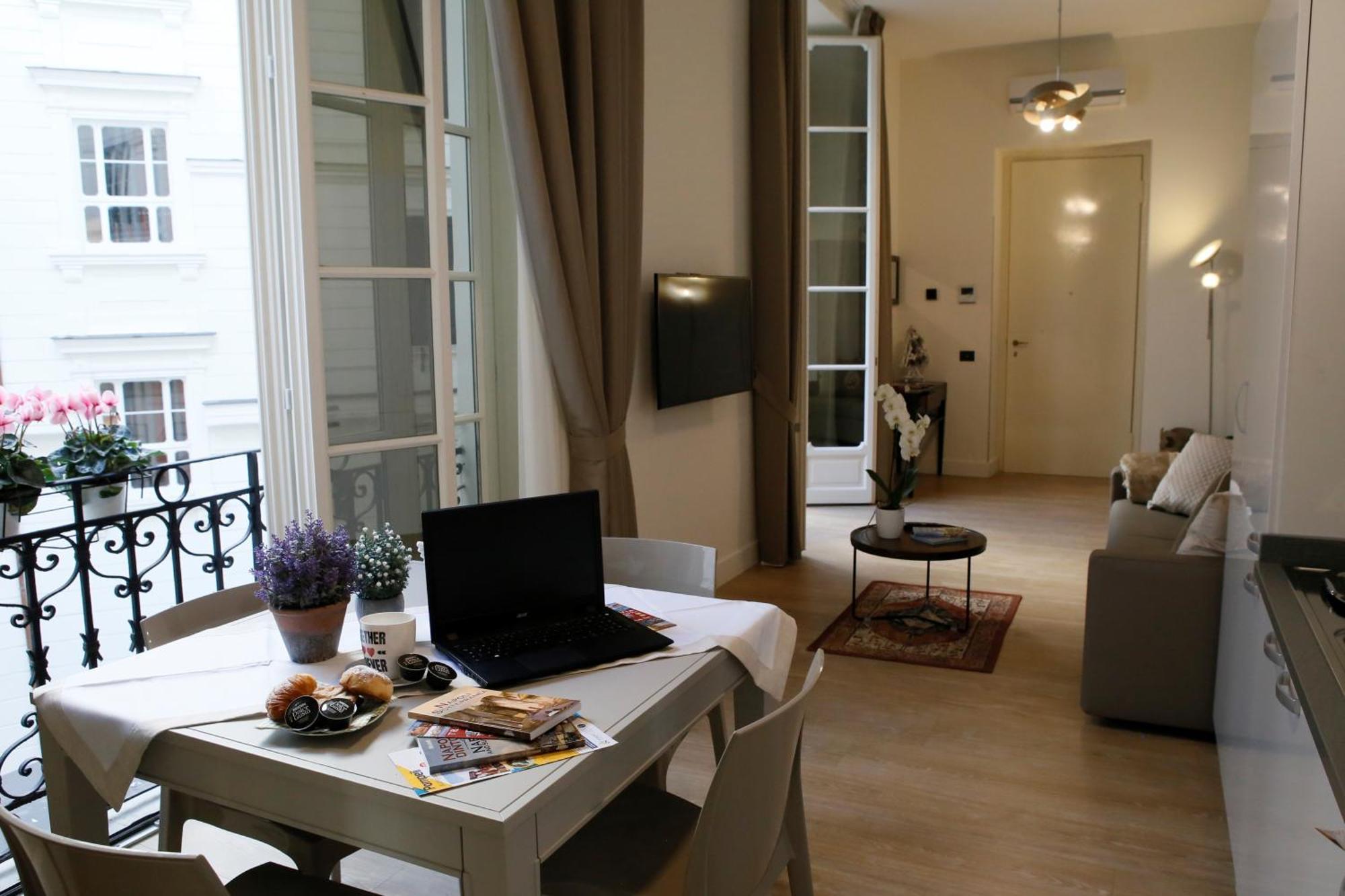 Napoli Mariana Luxury Apartment Exterior photo