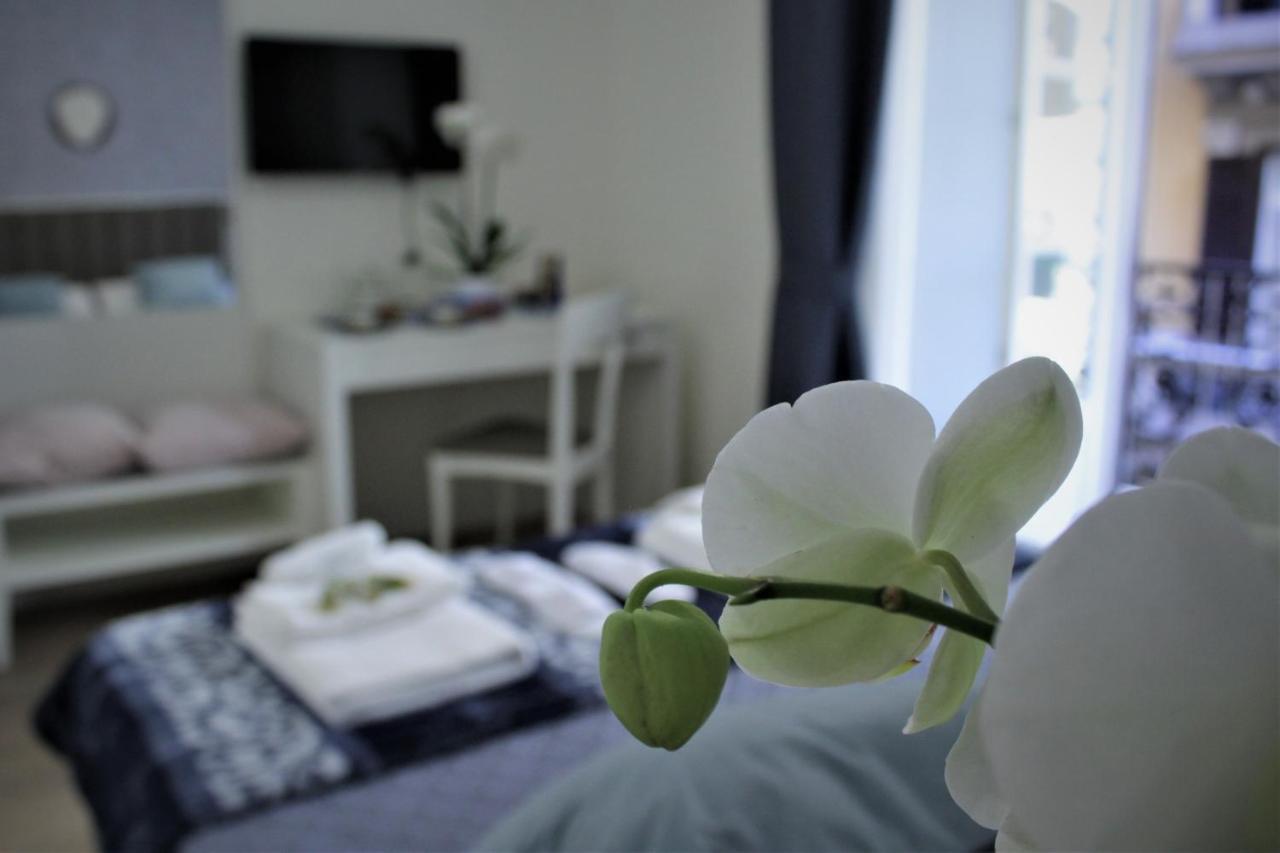 Napoli Mariana Luxury Apartment Exterior photo